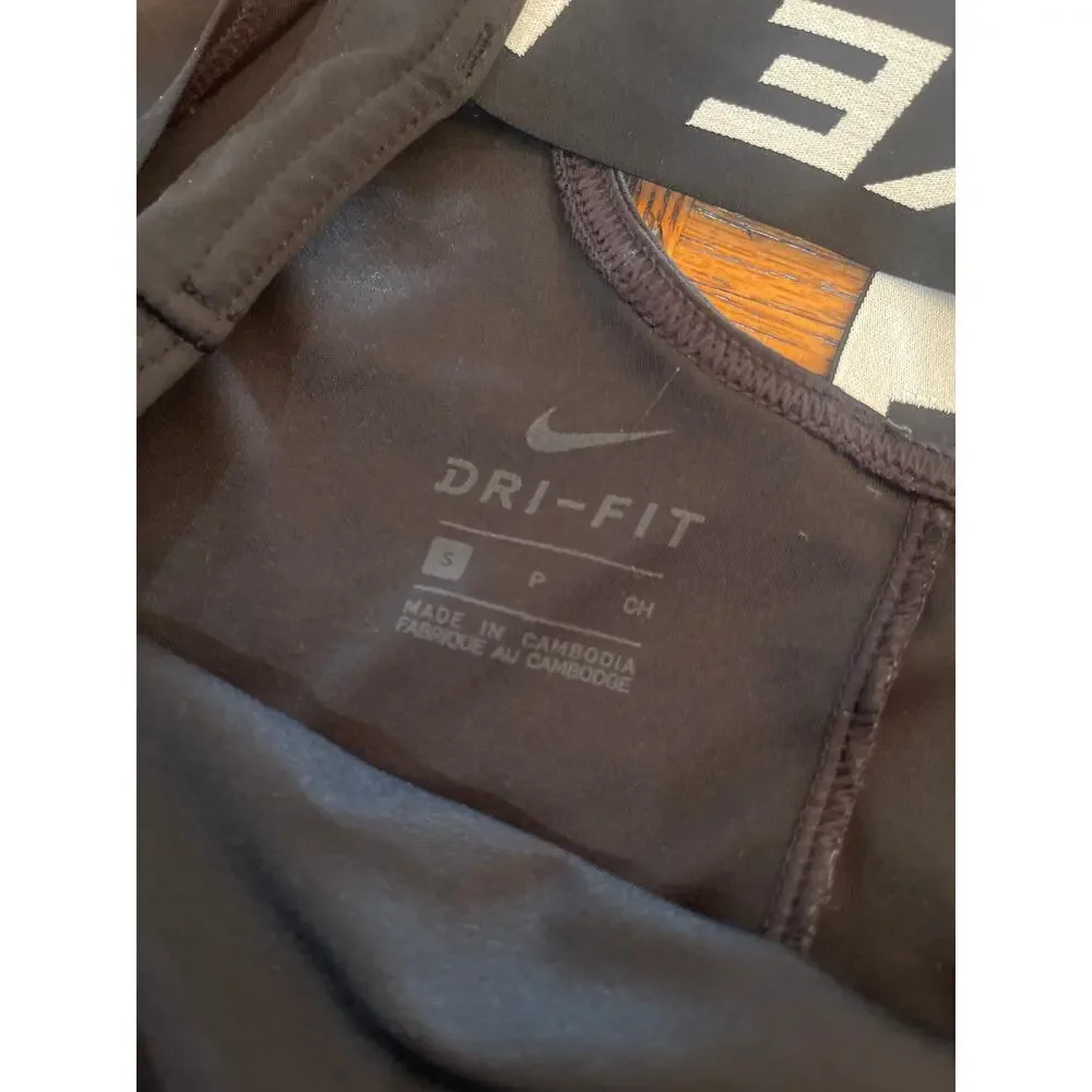 Nike run tank top small